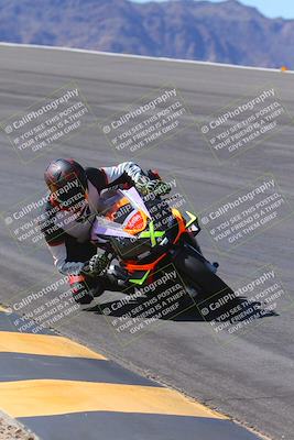 media/Oct-01-2023-SoCal Trackdays (Sun) [[4c570cc352]]/Bowl (1020am)/